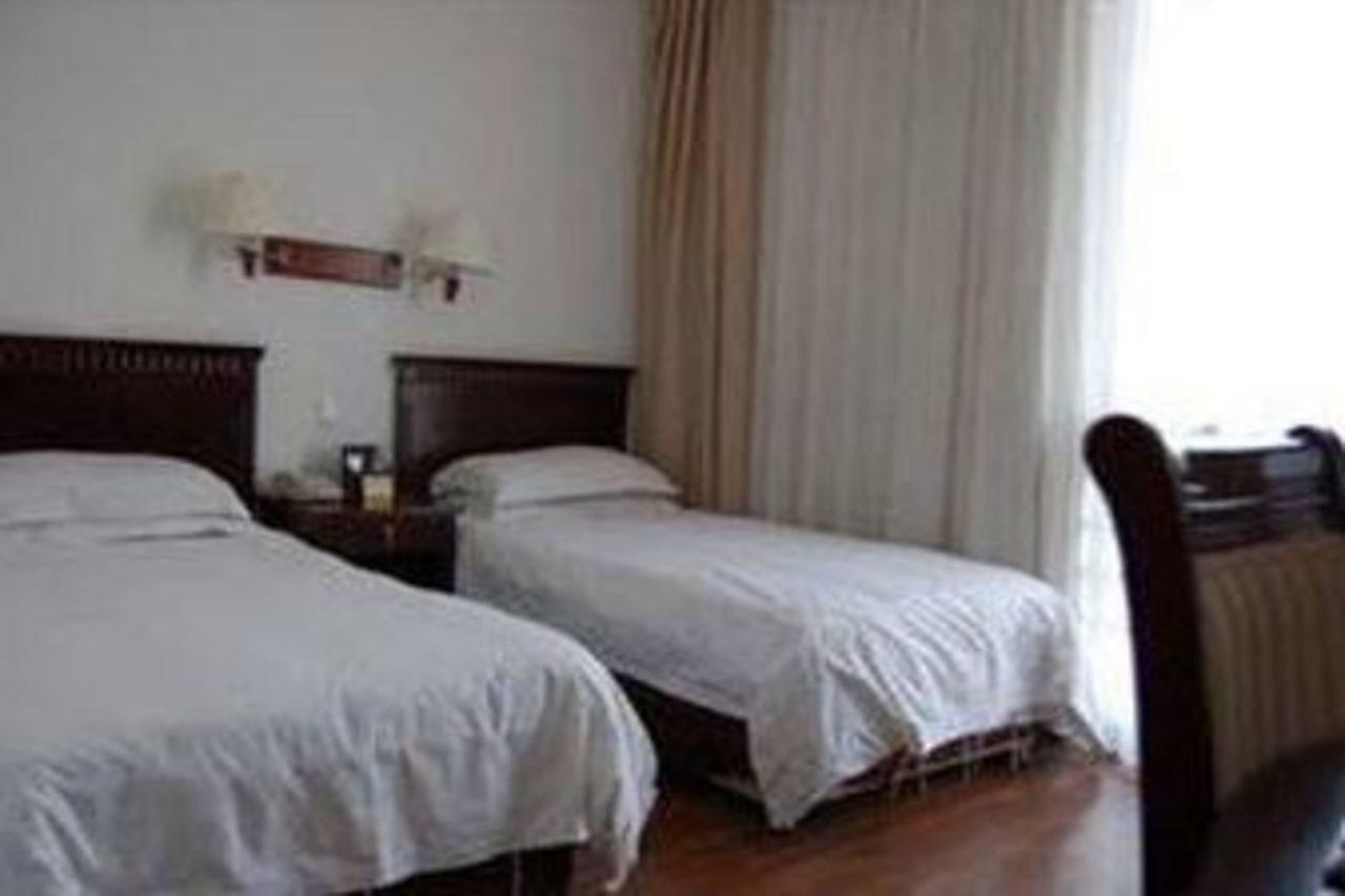 Lakeside Holiday Inn Shanghai Esterno foto